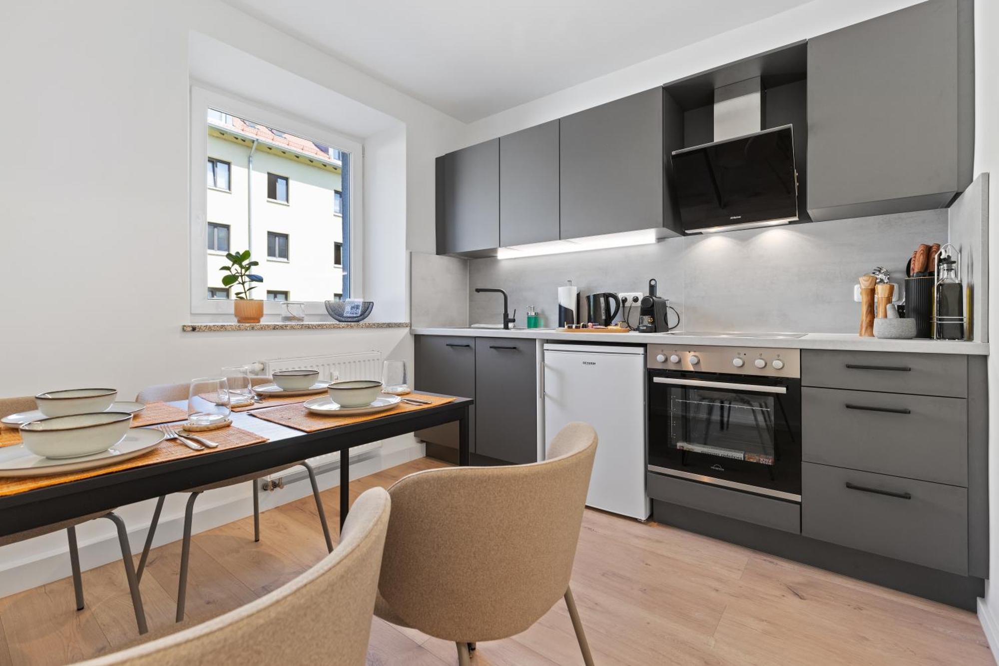 Ma Suite - High-Quality New Apartment Augsburg Bagian luar foto